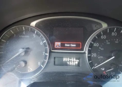 2015 Nissan Altima 2.5/2.5 S/2.5 Sl/2.5 Sv z USA, uszkodzony, nr VIN 1N4AL3AP2FN874764